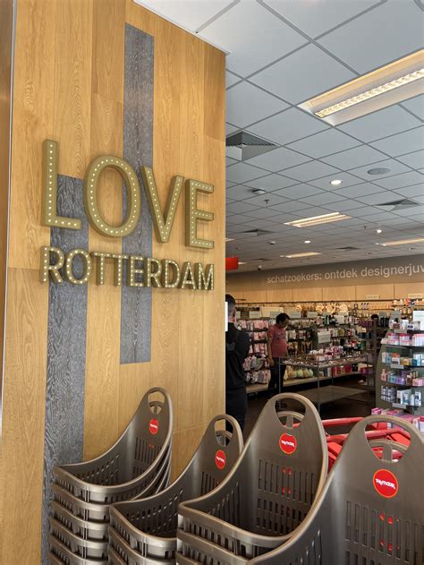 tk maxx rotterdam openingstijden